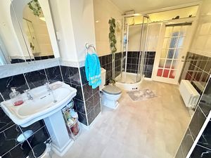 Links Avenue Little Sutton